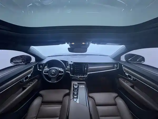 Volvo S90 2021