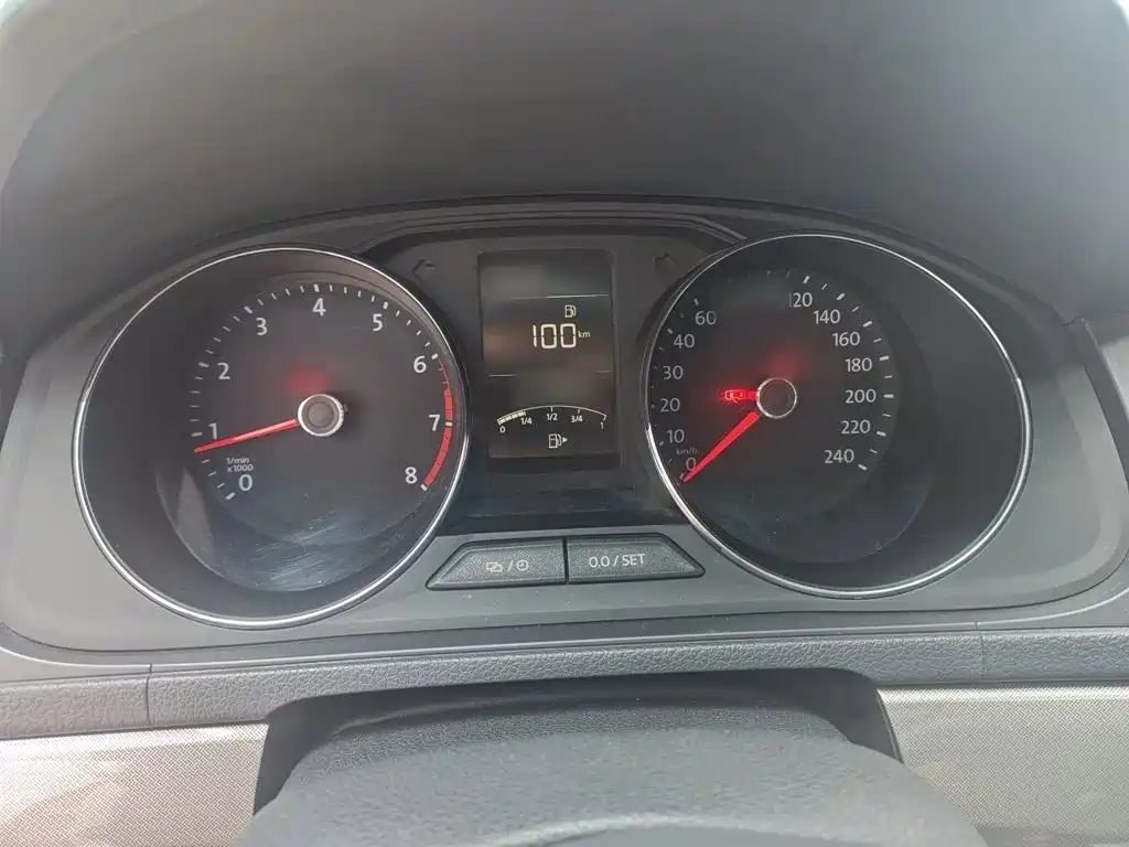 Volkswagen Lavida 2016