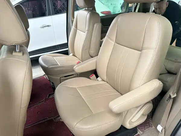 Buick GL8 2014