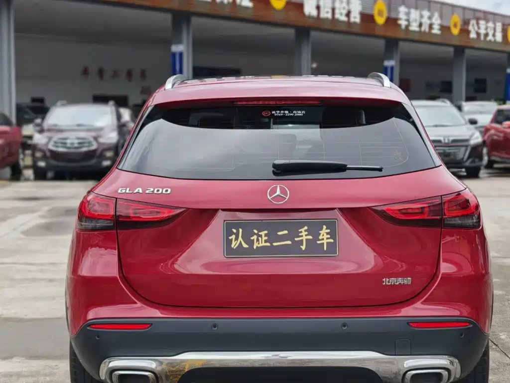 Mercedes-Benz GLA 2021
