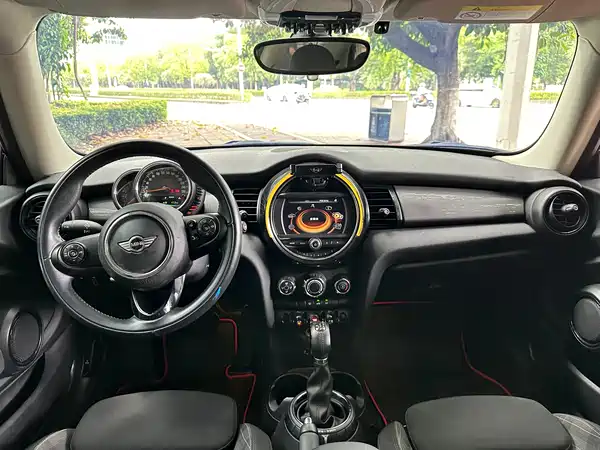 MINI 2017