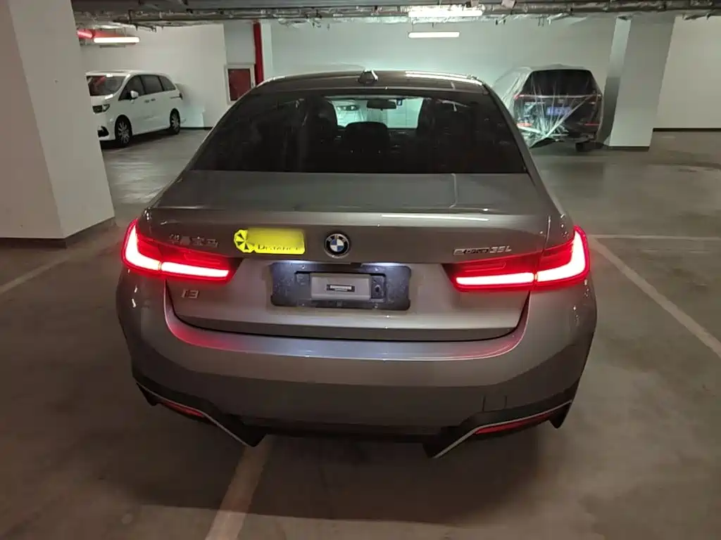 BMW i3 2023