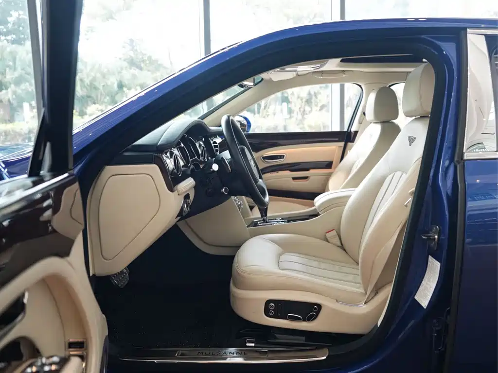 Bentley Mulsanne 2013 — фото 15