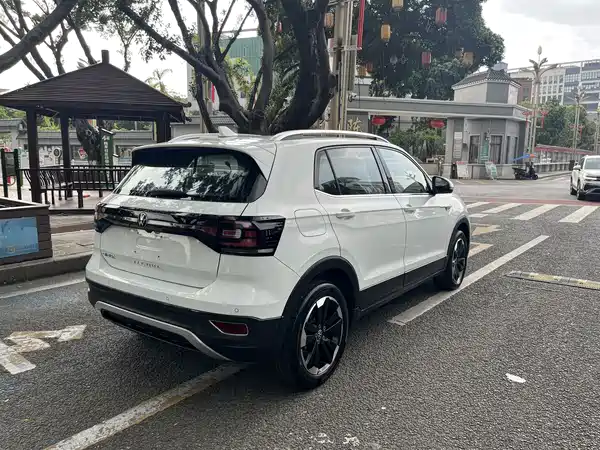 Volkswagen Tacqua 2020