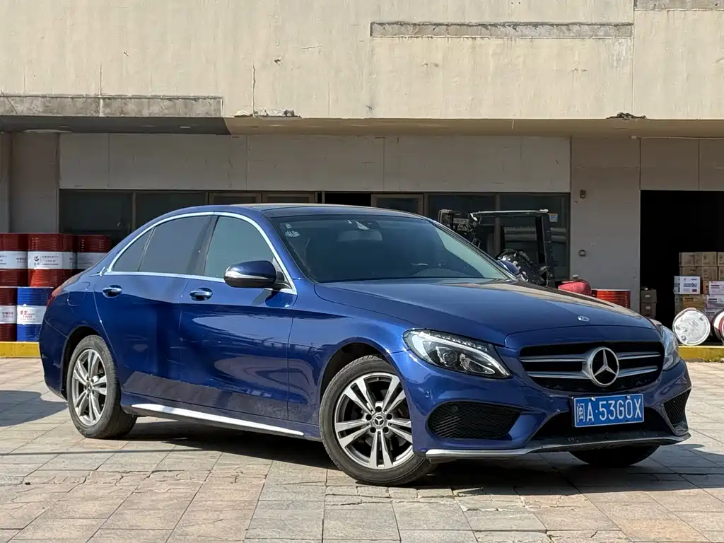 Mercedes-Benz C-Class 2018 — фото 10