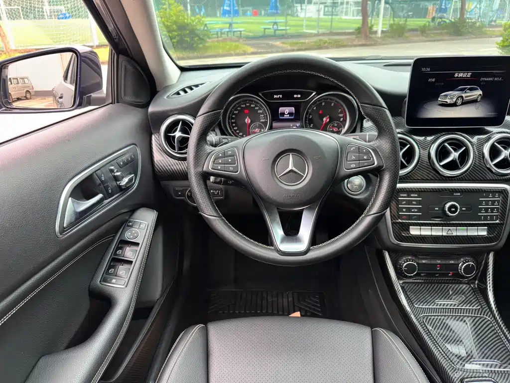 Mercedes-Benz GLA 2018 — фото 13