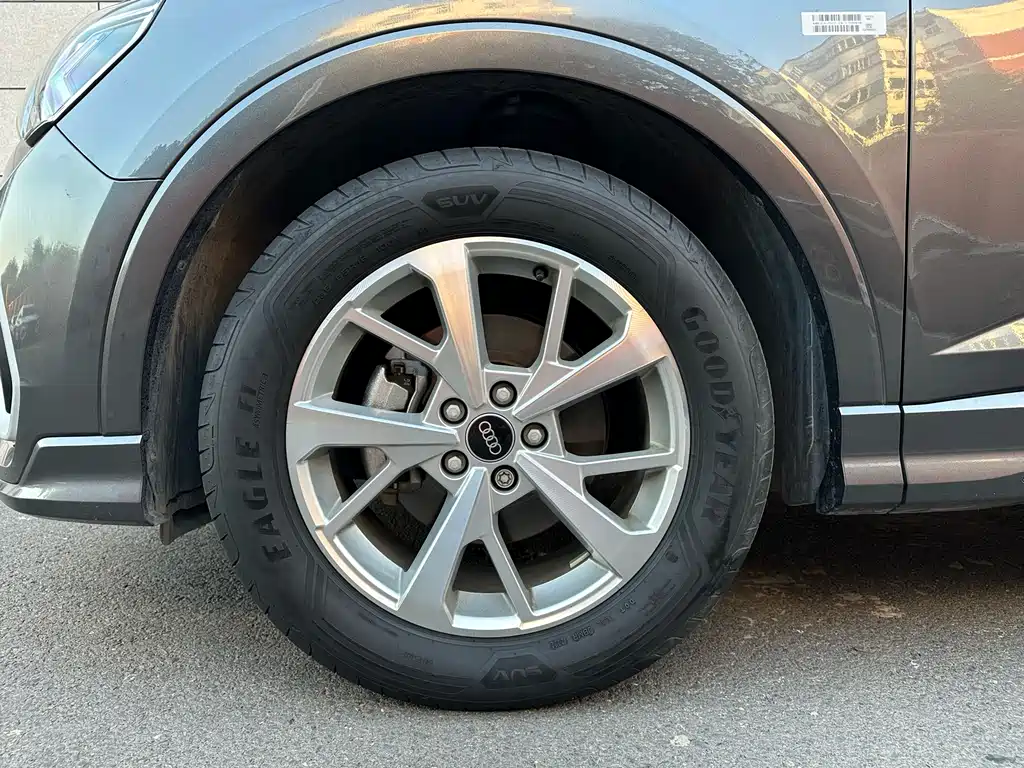 Audi Q3 Sportback 2023 — фото 19