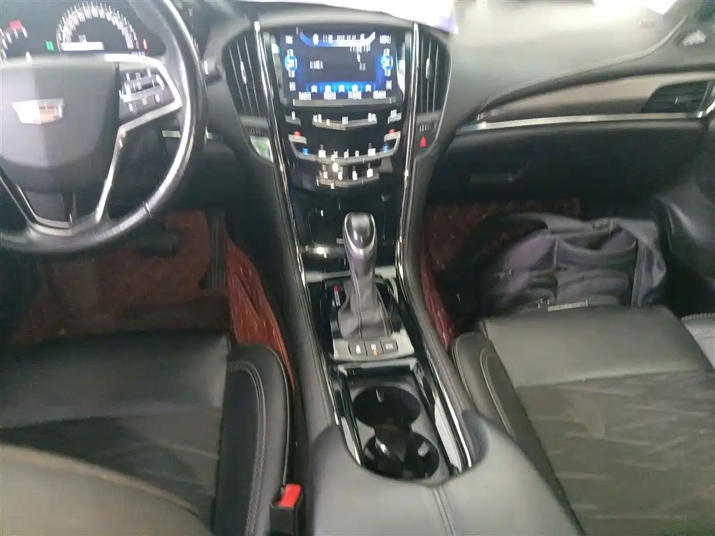Cadillac ATS-L 2018 — фото 14