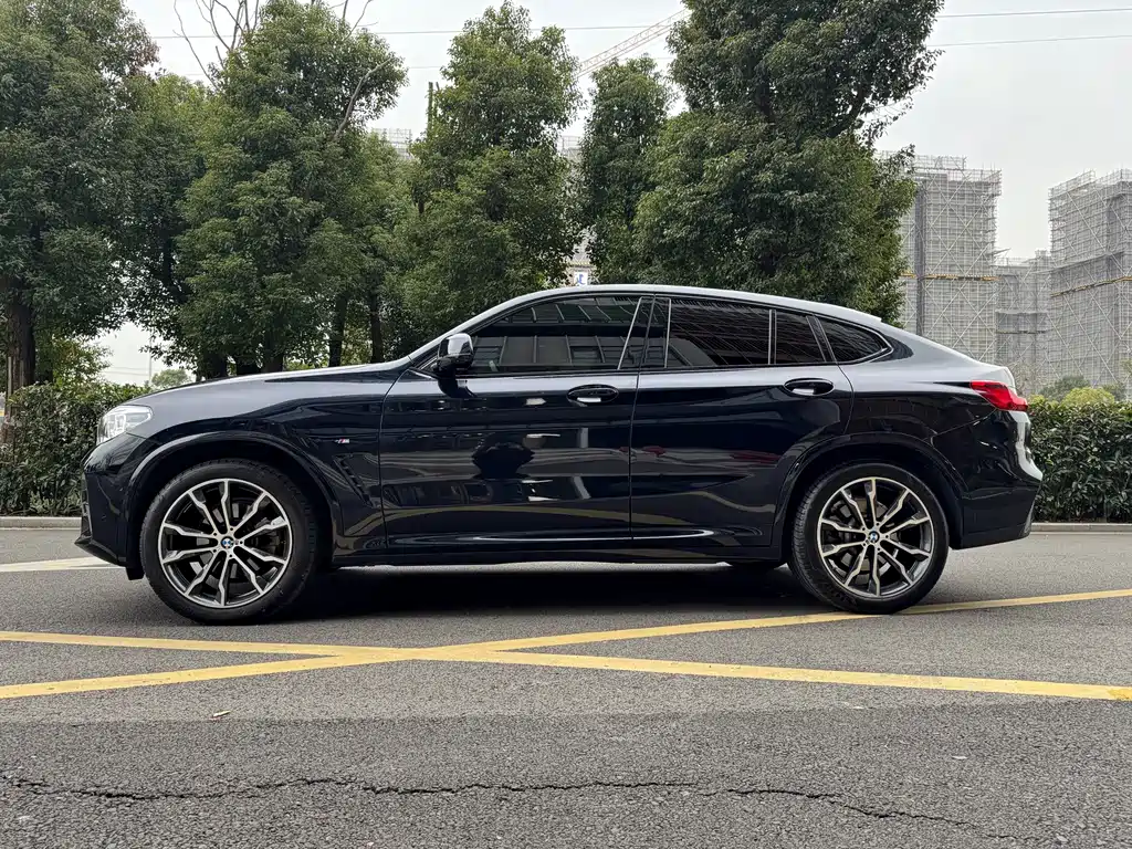 BMW X4 2021 — фото 10