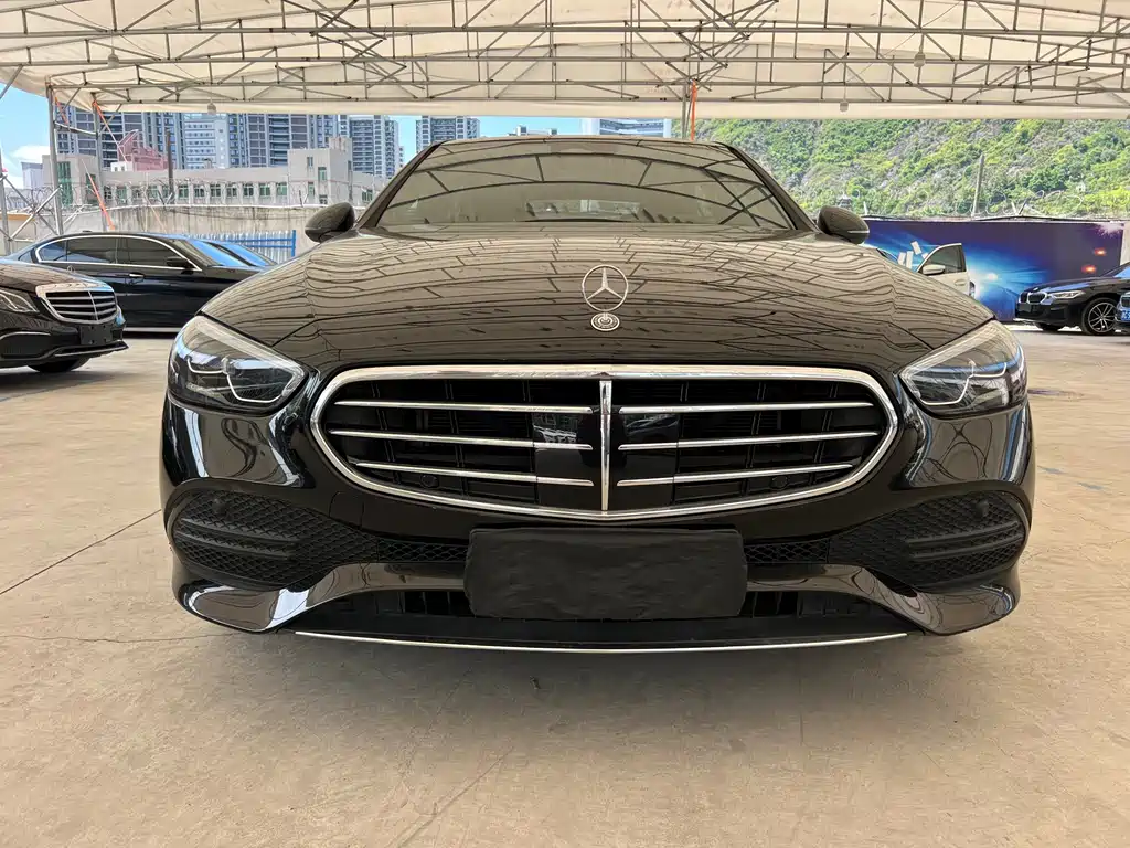 Mercedes-Benz C-Class 2024 — фото 2