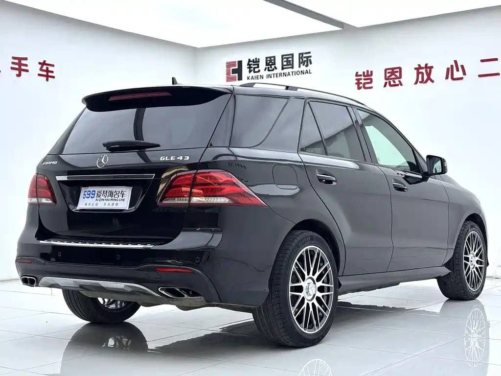 Mercedes-Benz GLE 2017 — фото 3