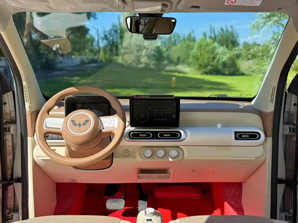 Wuling Hongguang MINIEV 2025
