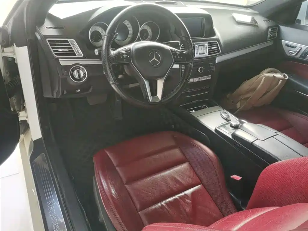 Mercedes-Benz E-Class 2015 — фото 10