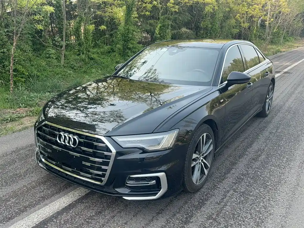 Audi A6L 2019 — фото 1