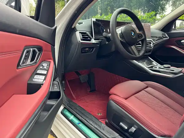 BMW 3 Series 2025