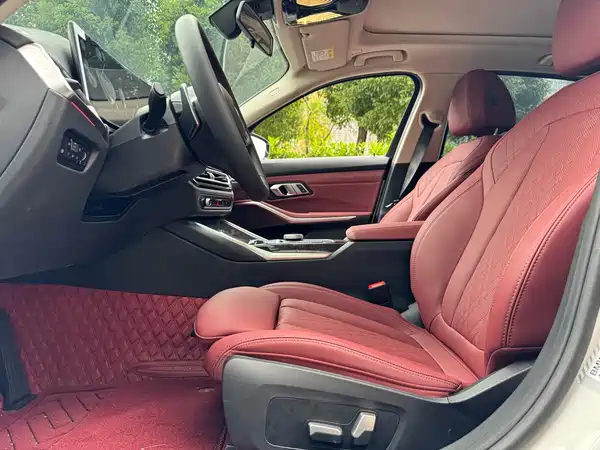 BMW 3 Series 2025