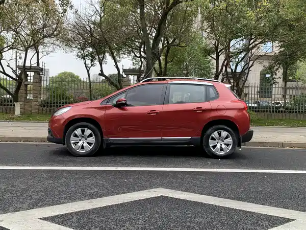 Peugeot 2008 2015