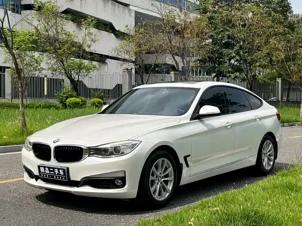 BMW 3 Series GT 2013
