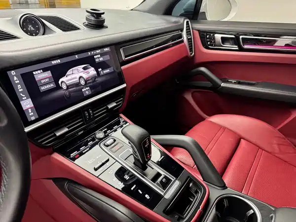 Porsche Cayenne 2019