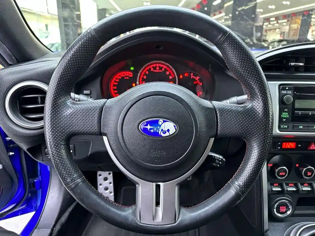 Subaru BRZ 2015 — фото 15
