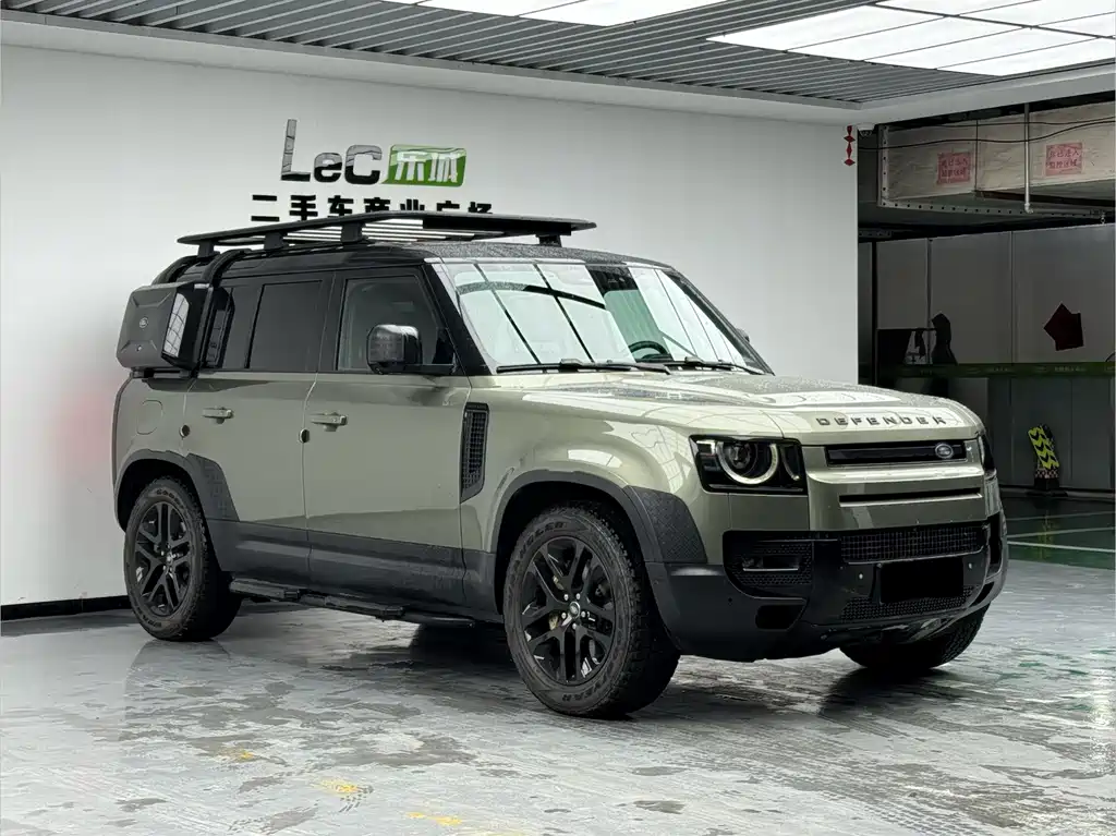 Land Rover Defender 2023 — фото 3