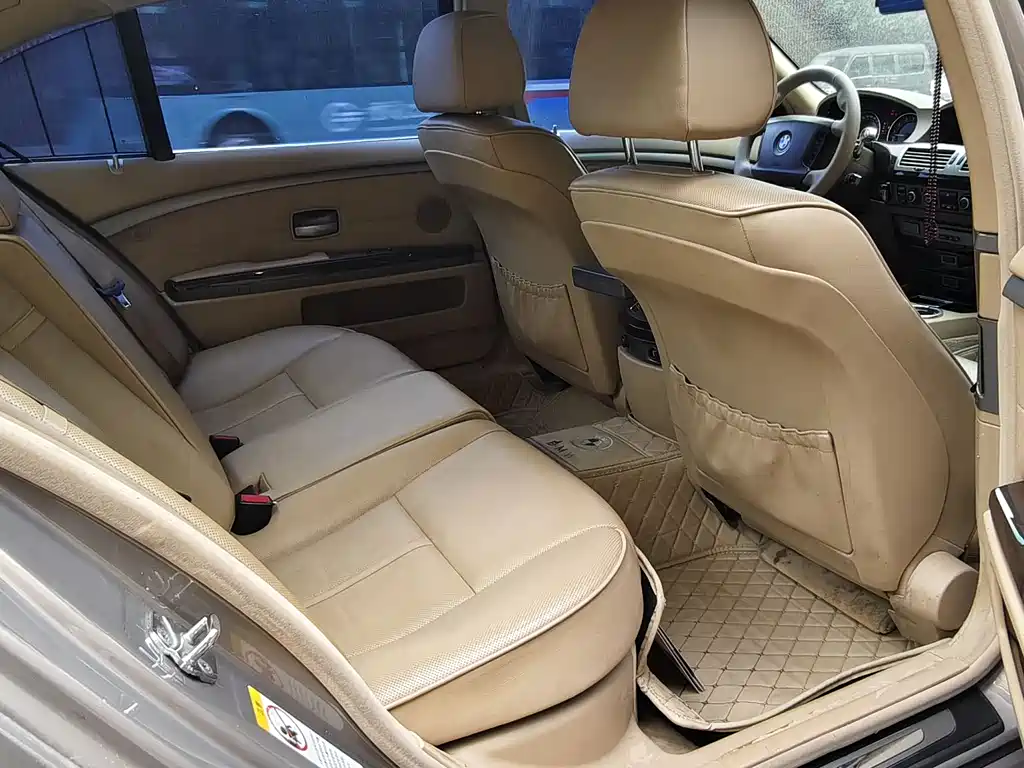 BMW 7 Series 2008 — фото 10