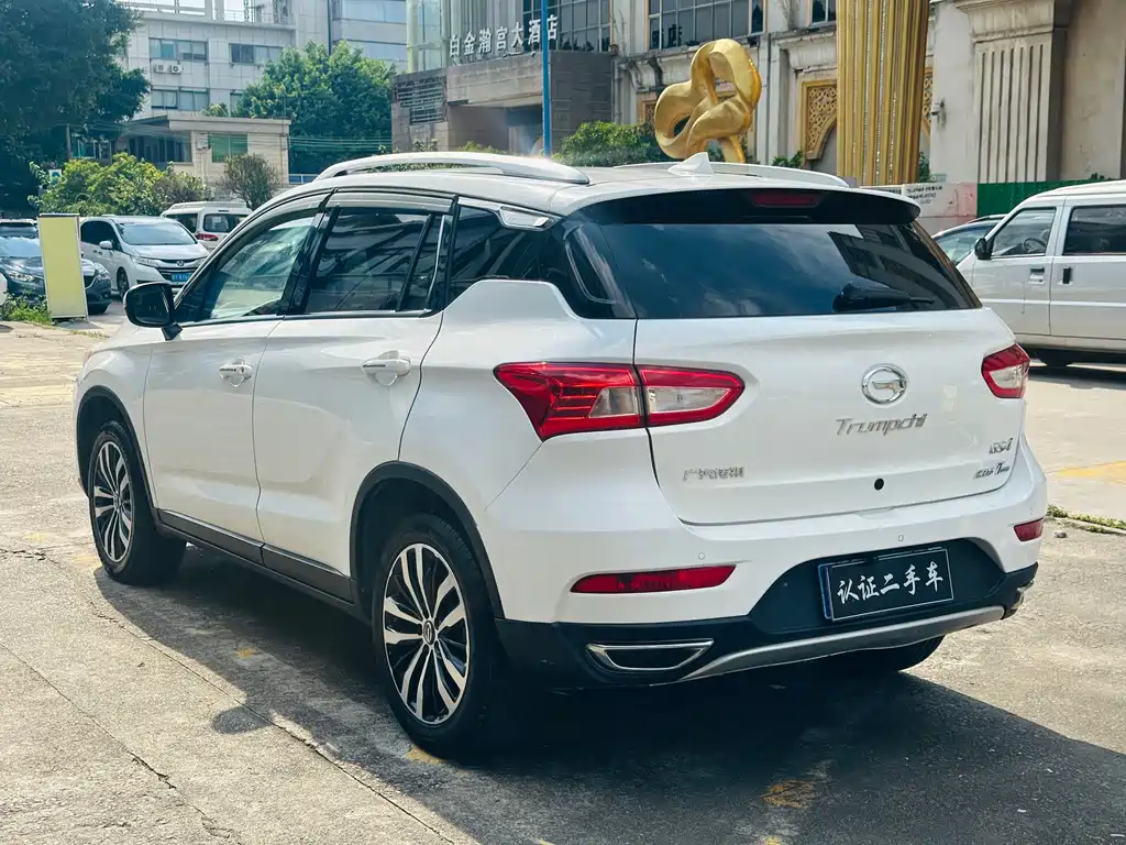 GAC Motor Trumpchi GS4 2017 — фото 4