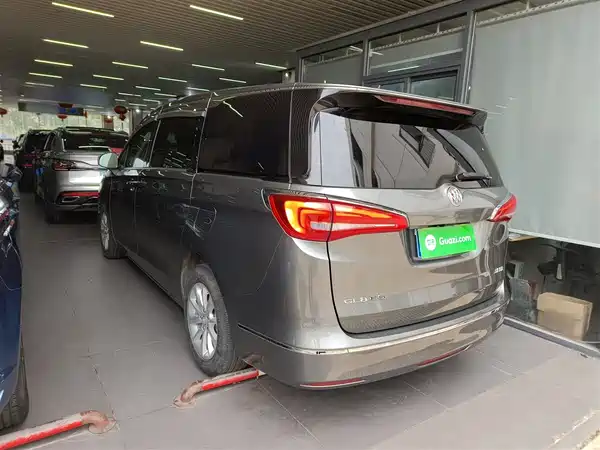 Buick GL8 2018