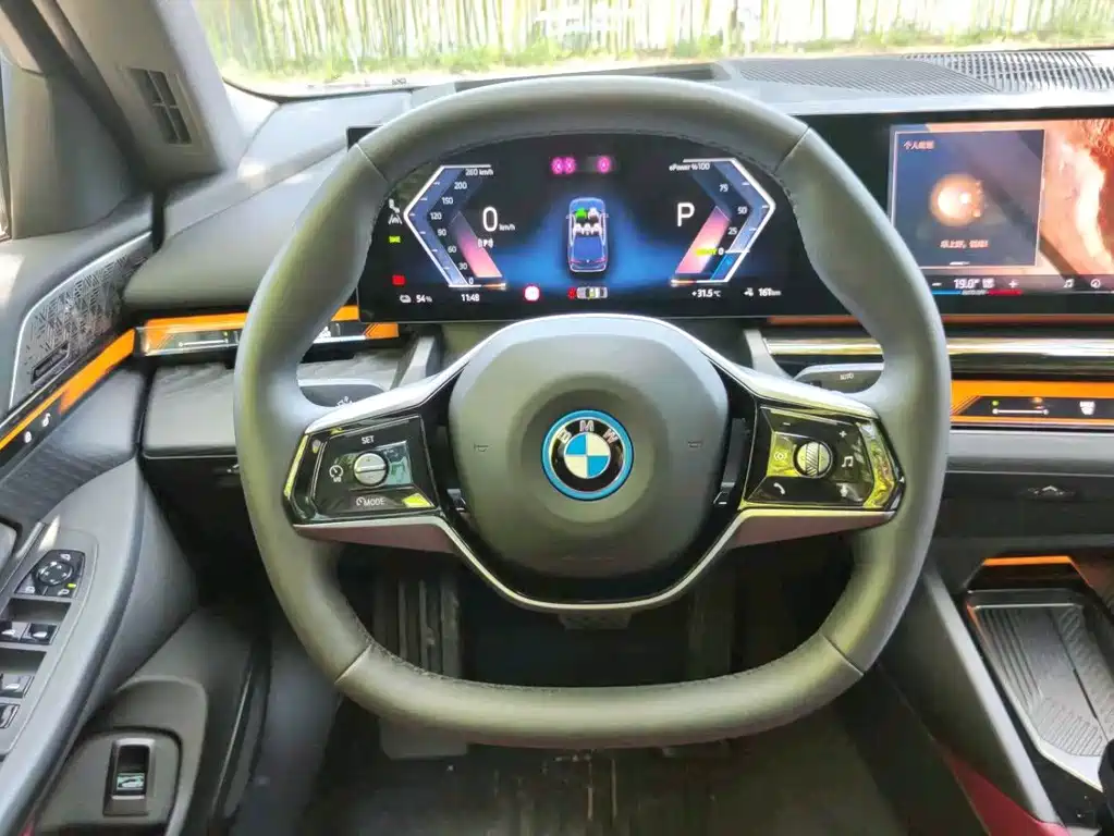 BMW i5 2024 — фото 10