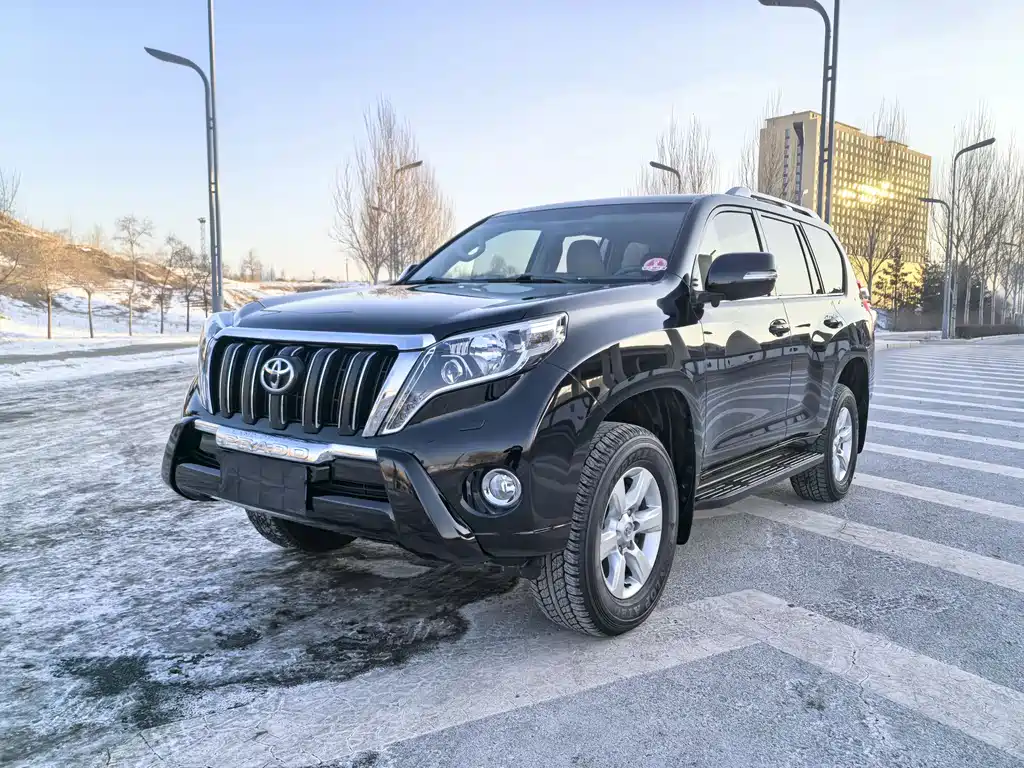 Toyota Prado 2014 — фото 1