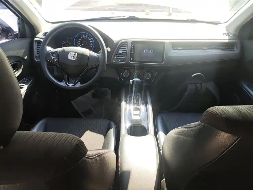 Honda Vezel 2020 — фото 10