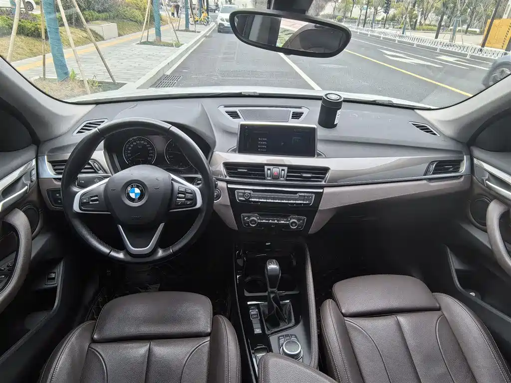 BMW X1 2019 — фото 18