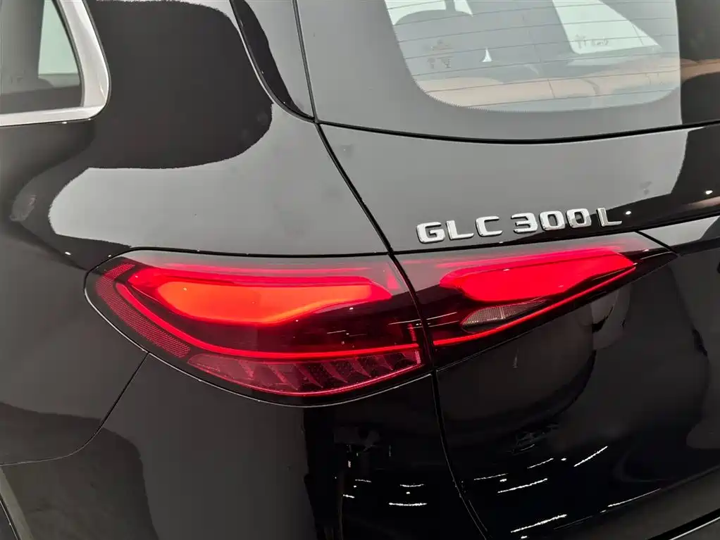 Mercedes-Benz GLC 2023 — фото 21