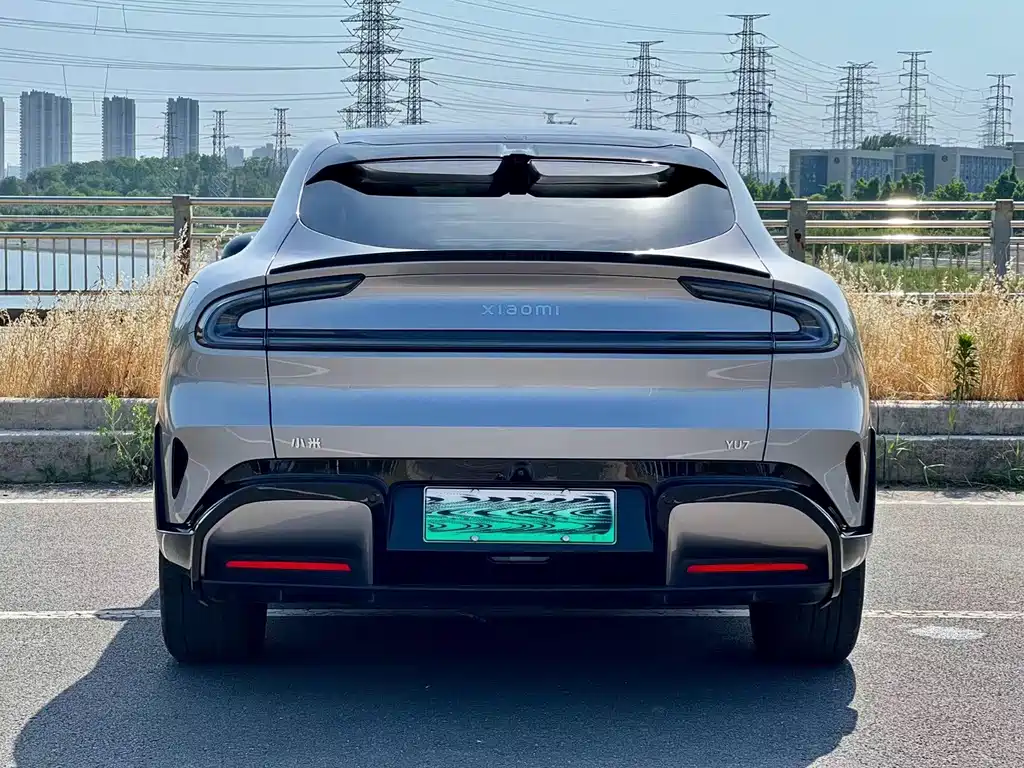Xiaomi YU7 2025 — фото 8