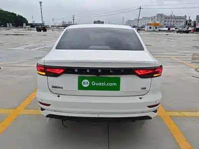 Geely Emgrand 2024
