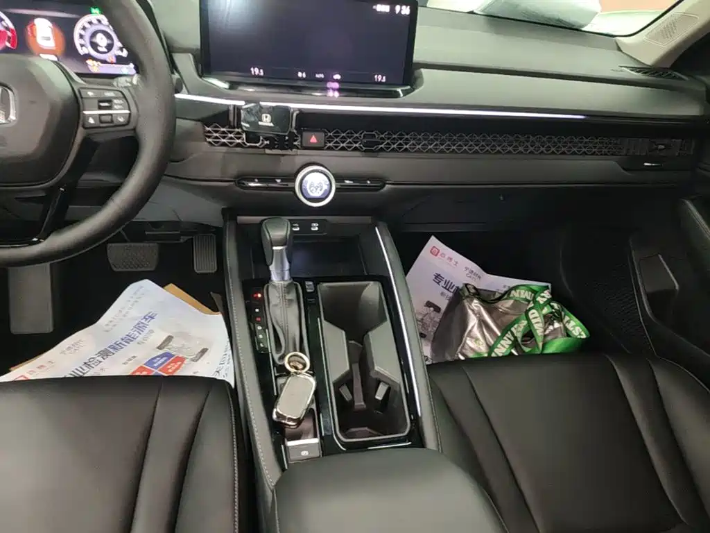 Honda Accord 2024 — фото 14