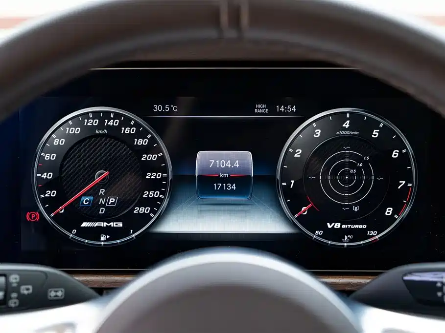 Mercedes-Benz G-Class AMG 2025 — фото 16