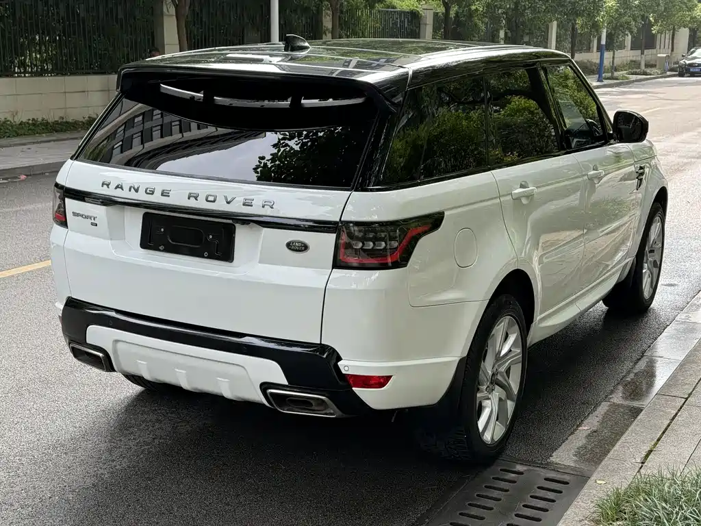 Land Rover Sport 2020 — фото 12