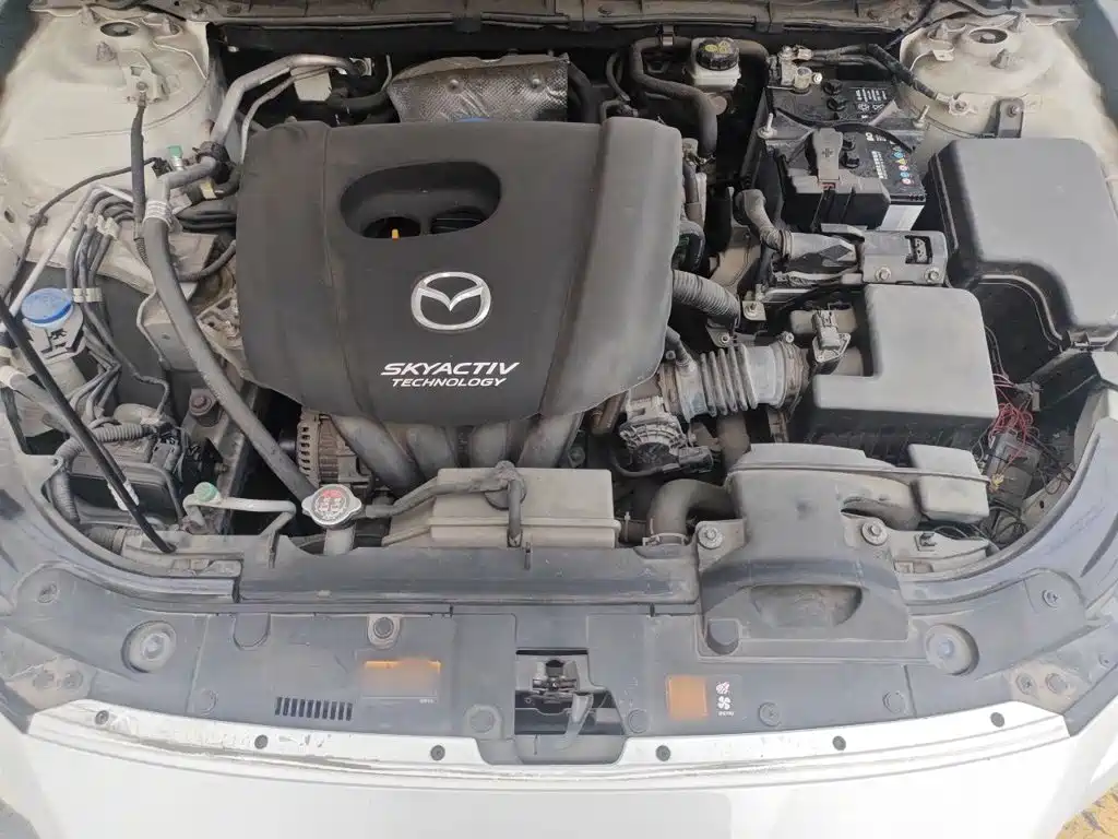 Mazda 3 Axela 2016 — фото 11