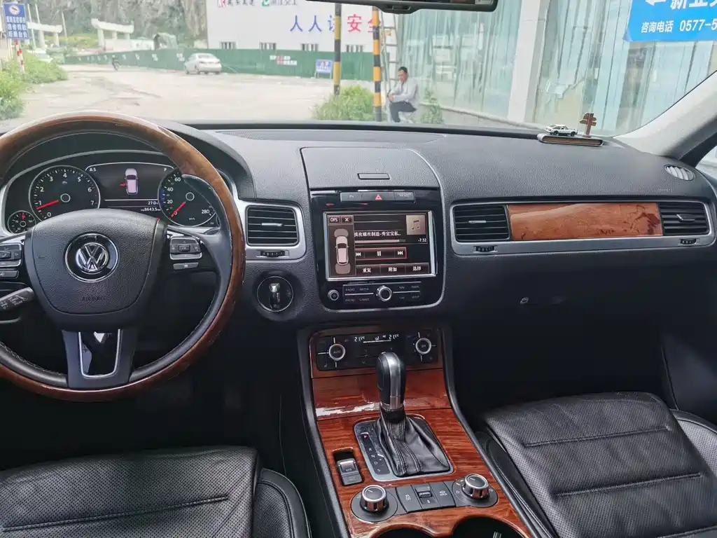 Volkswagen Touareg 2011