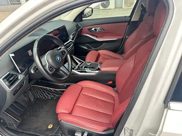 BMW i3 2023