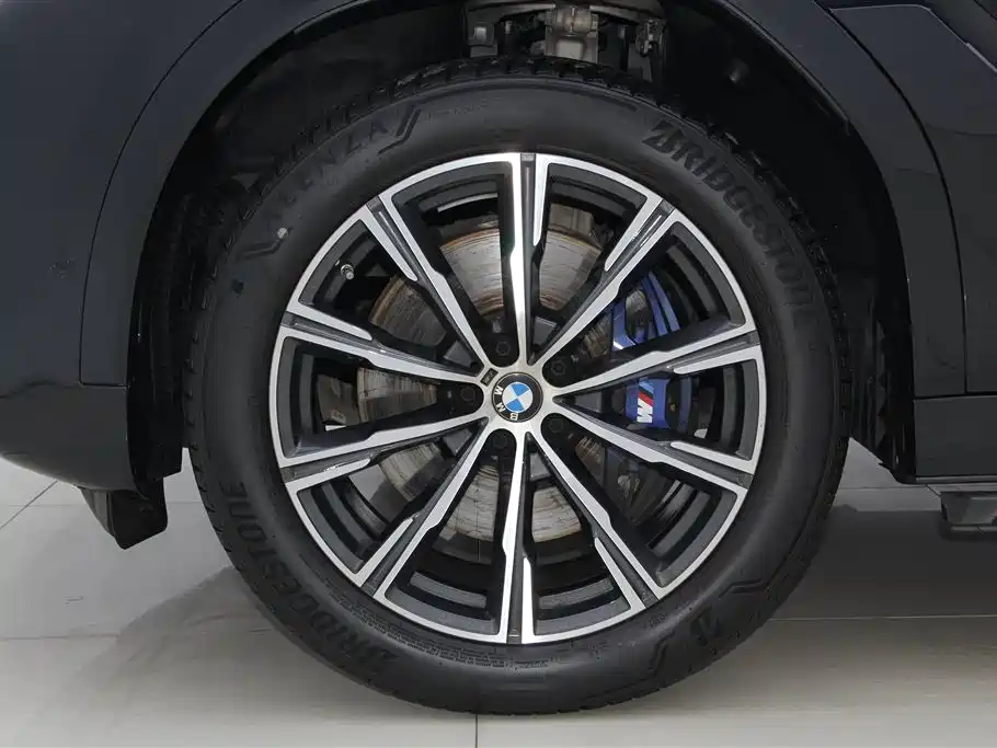 BMW X6 2023 — фото 11