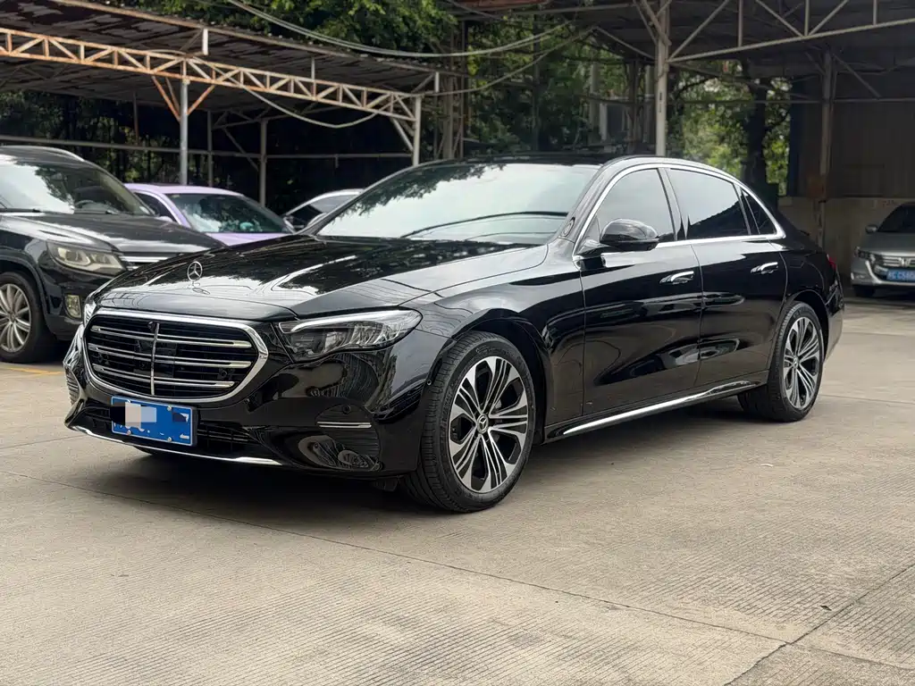 Mercedes-Benz E-Class 2026 — фото 1