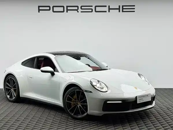 Porsche 911 2024