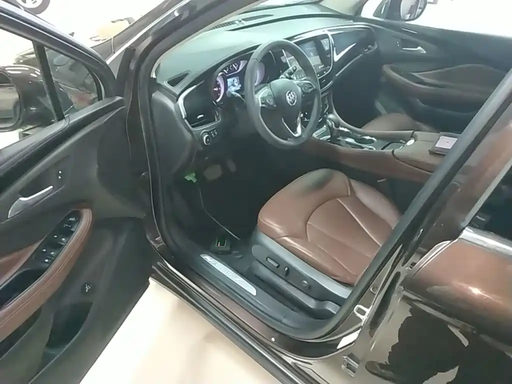 Buick Envision Plus 2020 — фото 16