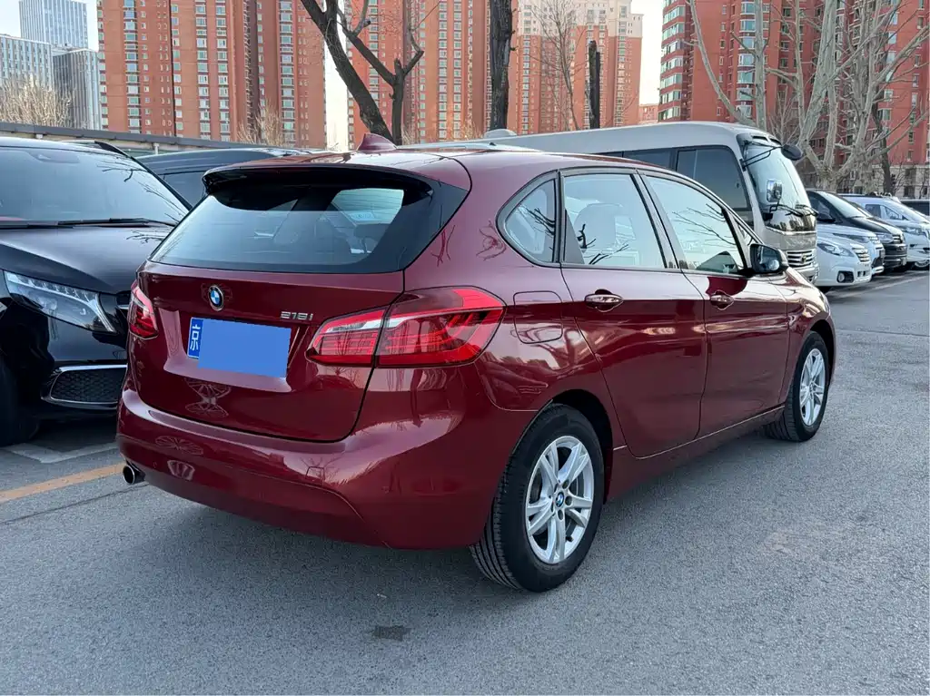 BMW 2 Series Active Tourer 2016 — фото 4