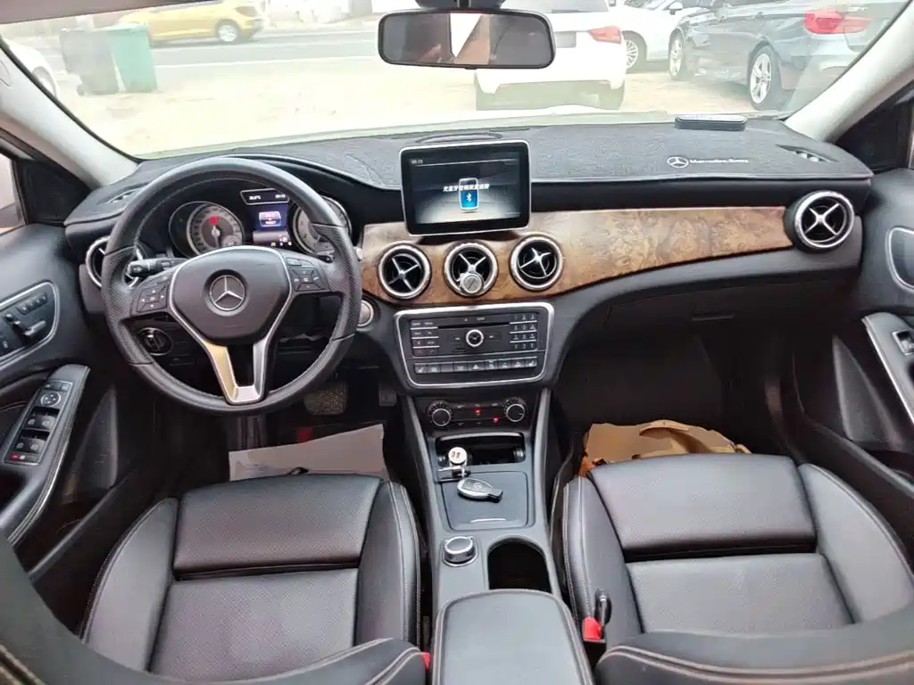 Mercedes-Benz GLA 2016 — фото 10