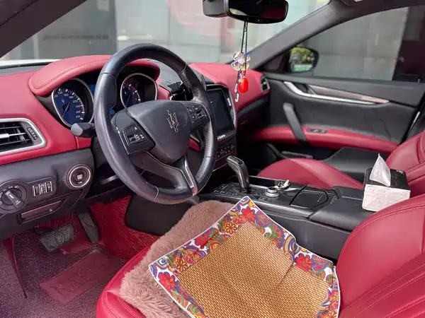 Maserati Ghibli 2020