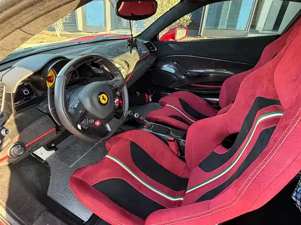 Ferrari 488 2015