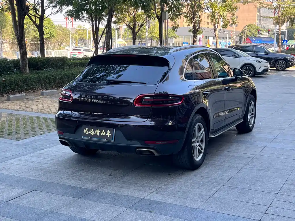 Porsche Macan 2017 — фото 7